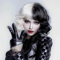 Peruca YuanYouTong preta e branca Cruella Deville Short Curly