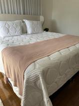 Peseira Manta Decorativa Pompom Sofá Sala Cama King Luxo Tricot 260x60cm