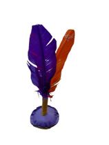 Peteca artesanal com pena natural Peteca artesanal com pena natural