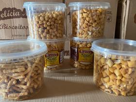 Petisco Pimentinha Biscoito Salgadinho Sabores sortidos Bezerra 12 potes de 300g Petisco Pimentinha Biscoito Salgadinho Sabores sortidos Bezerra 12 potes de 300g