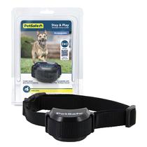 PetSafe Stay & Play Compact Wireless Pet Fence para cães e gatos, impermeável e recarregável, acima do solo A cerca elétrica cobre até 3/4 acre para animais de estimação 5 lb + da empresa-mãe da marca de cerca invisível, preto