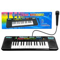 Piano Musical Karaokê Infantil Microfone Controle de Volume Piano Musical Karaokê Infantil Microfone Controle de Volume