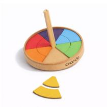 Pião de Encaixe, da Criando - Brinquedo de Madeira com peças coloridas de encaixar e discos ilustrados - Cód. RacPECol