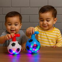 Pião Infantil com Luz LED Colorida em Formato de Bola Brinquedo com Lançador Manual Gira 360 Graus