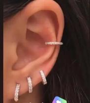 Piercing Conch Cartilagem Orelha Argola Clicker Aço Cirúrgico Cravejada de Zircônias.