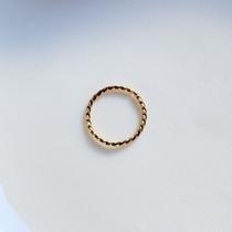 Piercing de Argola Torcida em Aço PVD Dourado Piercing de Argola Torcida em Aço PVD Dourado