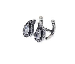 Piercing fake com duas gotas cravejado com zircônias