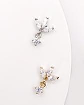 Piercing Labret Lys Blanc com Zircônias e Pingente - Ouro 14k