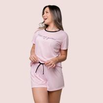 Pijama Feminino Dione com Camiseta Estampada e Shorts