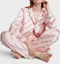 Pijama Victorias Secret Seda Modelo Clássico Logo Vs Rosa tamanho M - Victoria Secrets