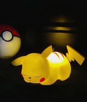 Pikachu Boneco Pokemon Luz Led Abajur Lindo 12cm Luminária - PokemonSHOP