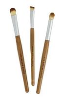 Pincéis de maquiagem Bamboo Naturals, o kit de olhos esfumaçados perfeito, alças de bambu naturais, inclui três pincéis: pincel de sombra, pincel de mancha, pincel de delineador angular