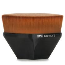 Pincel de base Shu Uemura Petal 55 com 189.000 cerdas Pincel de base Shu Uemura Petal 55 com 189.000 cerdas
