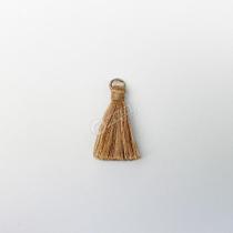 Pingente 2,5cm Marrom Claro C/ Argola Dourada Franja de Seda (Tassel) - 10 unidades