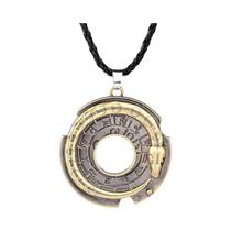 Pingente Amuleto Unissex Assassin's Creed Ratohnhake Connor Com Logo Dos Cavaleiros Templários,