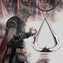 Pingente Assassin's Creed Símbolo Metal Cromado Presente Especial Para Gamers Cordão Ajustável