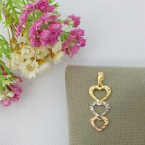 Pingente Banhado A Ouro E Ródio Com 3 Corações Bijou Art Pingente Banhado A Ouro E Ródio Com 3 Corações Bijou Art