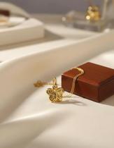 Pingente borboleta dupla face em ouro 18k/750 Pingente borboleta dupla face em ouro 18k/750