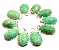 Pingente Cabochão Amazonita Verde Dourado - Joia de Garra Atacado Pingente Cabochão Amazonita Verde Dourado - Joia de Garra Atacado