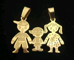 Pingente com corrente Família (Pai Mãe e Filha ou Pai mãe e filho)