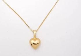 Pingente Coração Cheio Ouro 18 kilates Peso 1.00 Grama 10 mm Pingente Coração Cheio Ouro 18 kilates Peso 1.00 Grama 10 mm