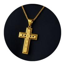 Pingente Cruz Dourada em Aço Inox com Detalhe Jesus Corações