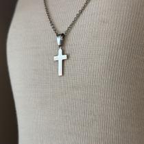 Pingente cruz polida 1,1 x 2,2 cm aço inox