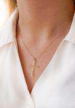 Pingente Cruz Trabalhada Com Corrente Americana Em Ouro 18k Pingente Cruz Trabalhada Com Corrente Americana Em Ouro 18k