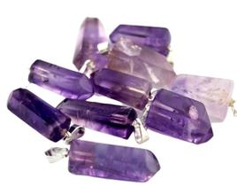 Pingente de Ametista Natural com Pino e Presilha Prateado - 05 Unidades Atacado