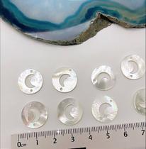 Pingente de Lua com 2 Saídas em Madreperola - 01 Unidade