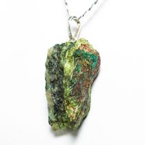 Pingente de Pedra Malaquita Bruta Natural com Pino em Prata 950