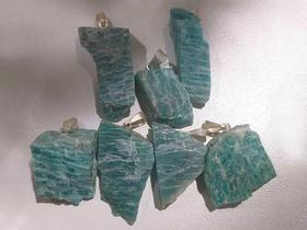 Pingente de Pedra Natural Cristal Amazonita Verde Bruta