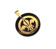 Pingente Letras Flor de Lis No Acrílico Folheado Ouro 18k Pingente Letras Flor de Lis No Acrílico Folheado Ouro 18k