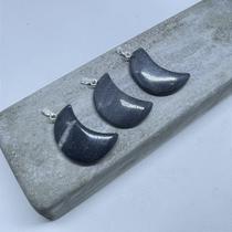 Pingente lua hematita - amor próprio - prata 950 e pedra natural Pingente lua hematita - amor próprio - prata 950 e pedra natural