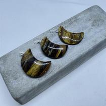 Pingente lua olho de tigre - prosperidade - prata 950 e pedra natural