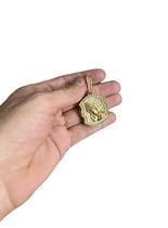 Pingente Mão Rezando G - Banhado A Ouro 18K