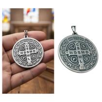 Pingente Medalha de São Bento Metal Prateado Níquel Grande 5 cm
