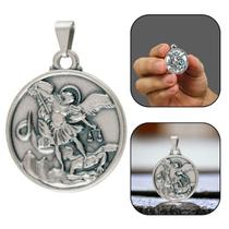 Pingente Medalha de São Miguel Arcanjo Grande Prateado
