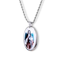 Pingente Medalha Santa Edwiges em porcelana pintada à mão com ouro - média