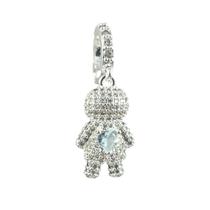 Pingente Menino Micro Zircônia Cristal com Coração Azul Banhado a Prata Pingente Menino Micro Zircônia Cristal com Coração Azul Banhado a Prata
