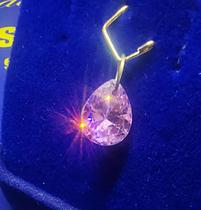 Pingente Ouro 18 Kilates Pedra Gota Zircônia Peso 0.82 Gramas 9 x 7 mm Pingente Ouro 18 Kilates Pedra Gota Zircônia Peso 0.82 Gramas 9 x 7 mm
