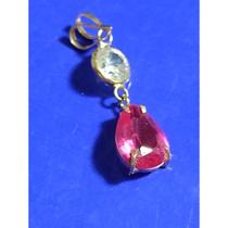 Pingente ouro 18 kilates pedras Zircônias peso 0,60 gramas altura 15 mm Pingente ouro 18 kilates pedras Zircônias peso 0,60 gramas altura 15 mm