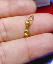 Pingente Ouro 18 Kilatred Pequeno Boneco 8 mm