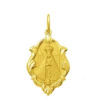 Pingente Pequeno Modelo Trabalhado Ornato 1.3cm Santos Ouro 18k ( 47 Santos ) K070