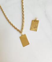 Pingente Quadrado Liso Vertigem Charm Banhado - BANHO: OURO Pingente Quadrado Liso Vertigem Charm Banhado - BANHO: OURO