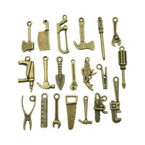 Pingentes De Ferramentas DIY Em Liga Metálica: Serra, Chave Inglesa, Machado, Martelo Para Pingentes De Ferramentas DIY Em Liga Metálica: Serra, Chave Inglesa, Machado, Martelo Para