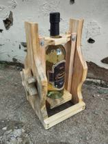 Pingometro madeira com cachaça de 750 ml - Artesanal Pingometro madeira com cachaça de 750 ml - Artesanal