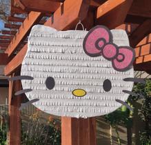 Pinhata Hello Kitty 02, com bastão, tapa olhos e confetes - Pinhatas Nacionais