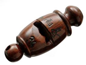 Pio 34 em Madeira Exótica de Reaproveitamento - Apito para Esportes e Percussão Pio 34 em Madeira Exótica de Reaproveitamento - Apito para Esportes e Percussão
