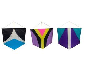 Pipa Seda Latão Bambu X Bambu 70cm C/ 10 Unidades Cor:VARIADOS Pipa Seda Latão Bambu X Bambu 70cm C/ 10 Unidades Cor:VARIADOS